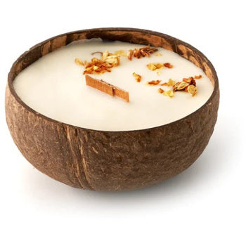 Candle in Coconut - lemon & mint