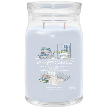 A Calm & Quiet Place Signature Candle 567.0g