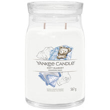 Soft Blanket Signature Candle 567.0g