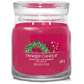 Sparkling Winterberry Signature Candle 567.0g