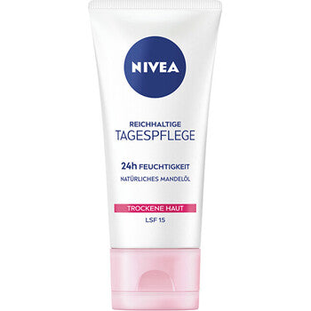 Essential Nourishing Day Cream SPF 15 50ml